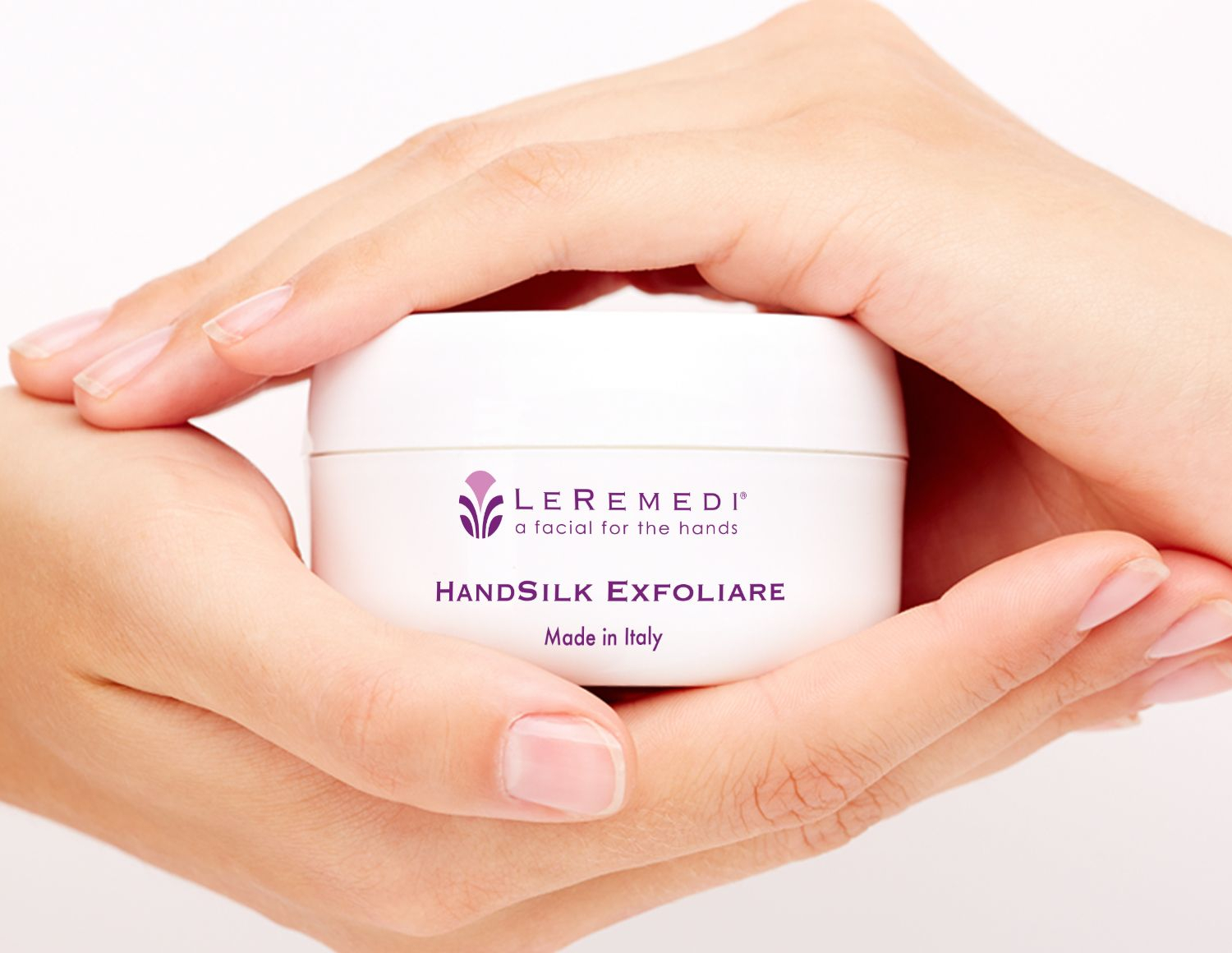 Leremedi deluxe hand and nail treatment
